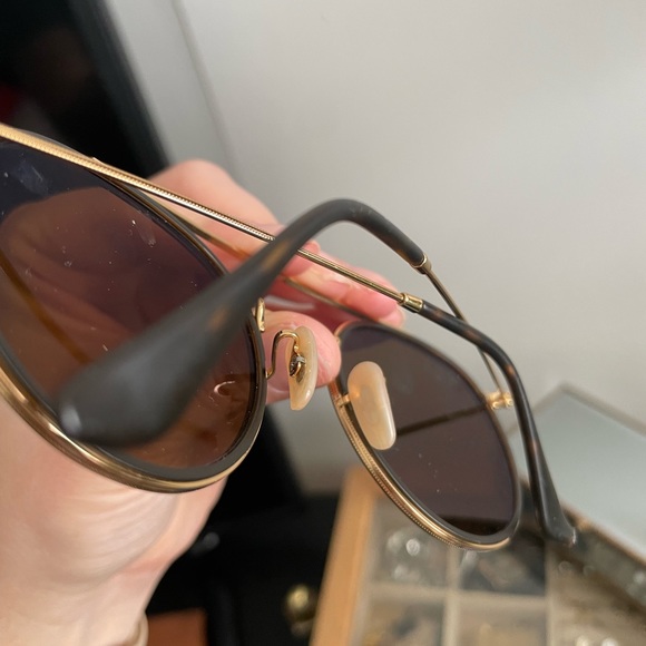 Polarized Round Double Bridge Ray Ban Sunglasses - Picture 2 of 2